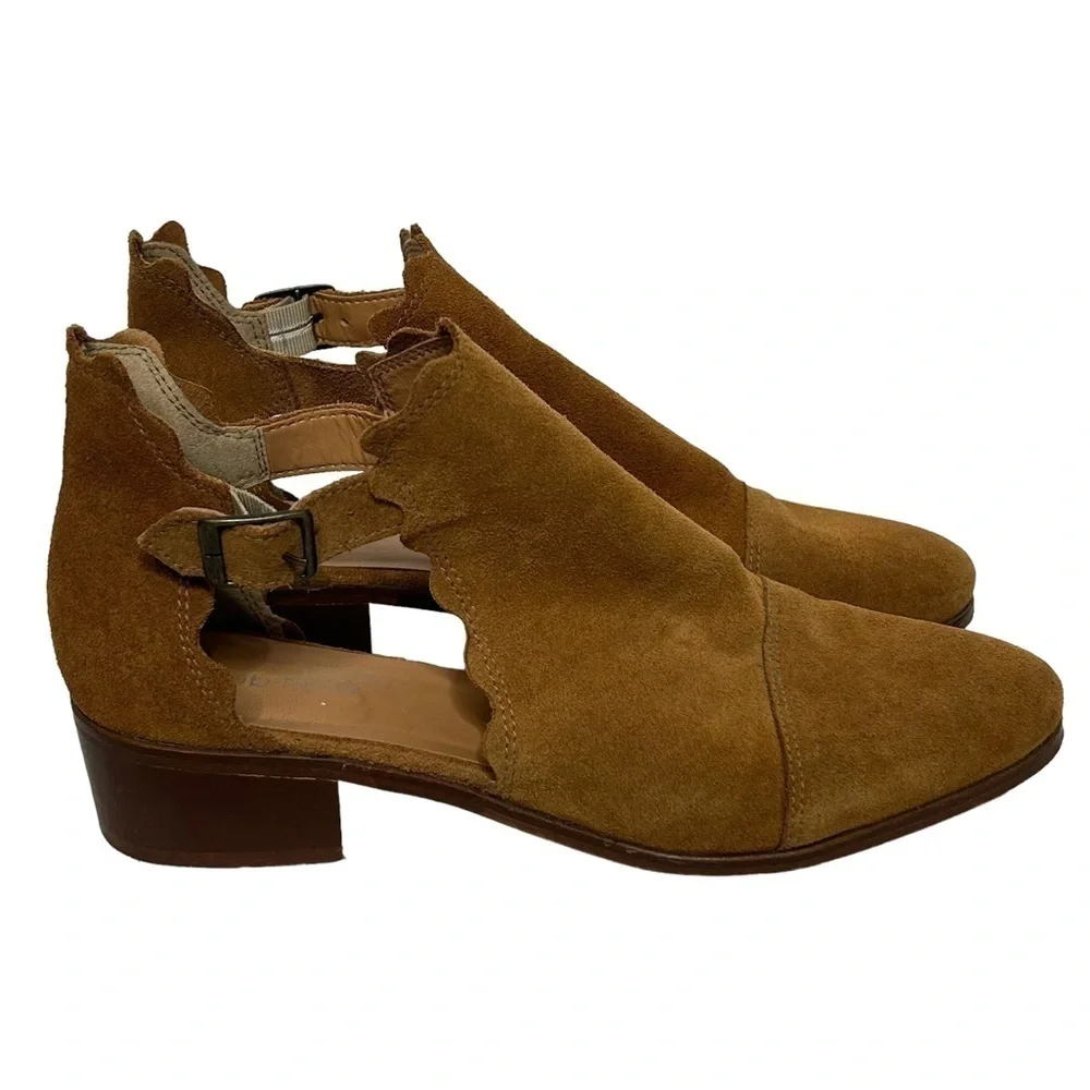 Klub Nico Suede Leather Beau Scalloped Booties